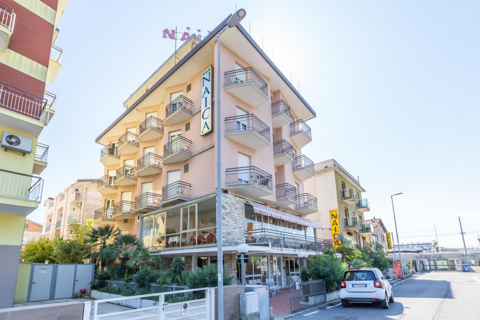 Hotel Naica Rímini Exterior foto