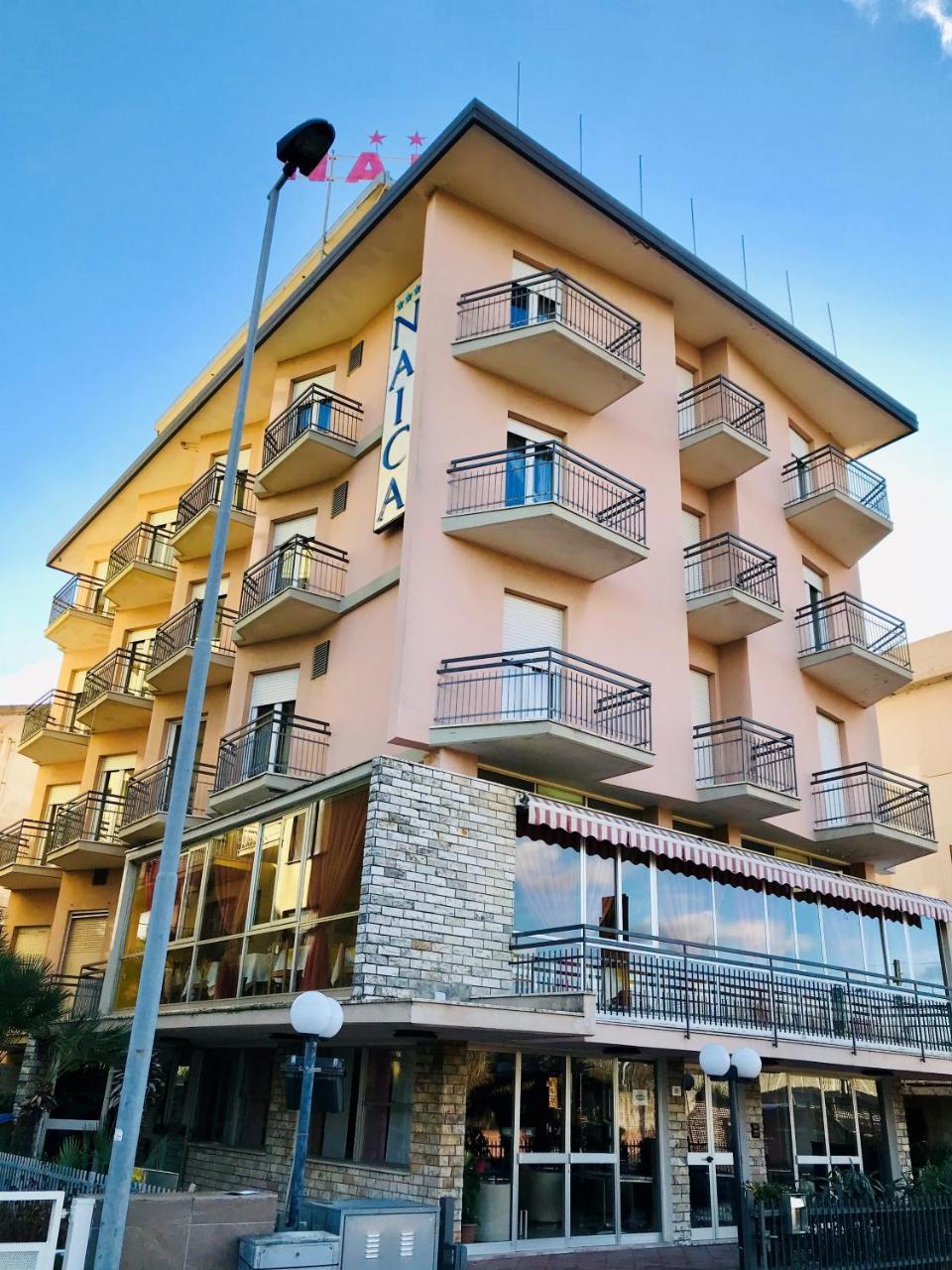 Hotel Naica Rímini Exterior foto